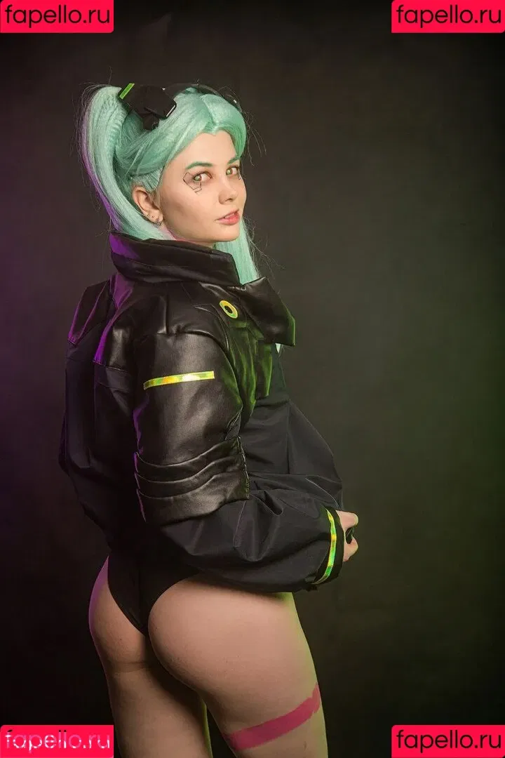 Alexandra Bessonova / sishka / sishka14 Onlyfans Photo Gallery 