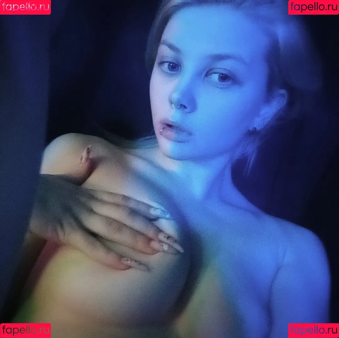 Alexandra Bessonova / sishka / sishka14 Onlyfans Photo Gallery 