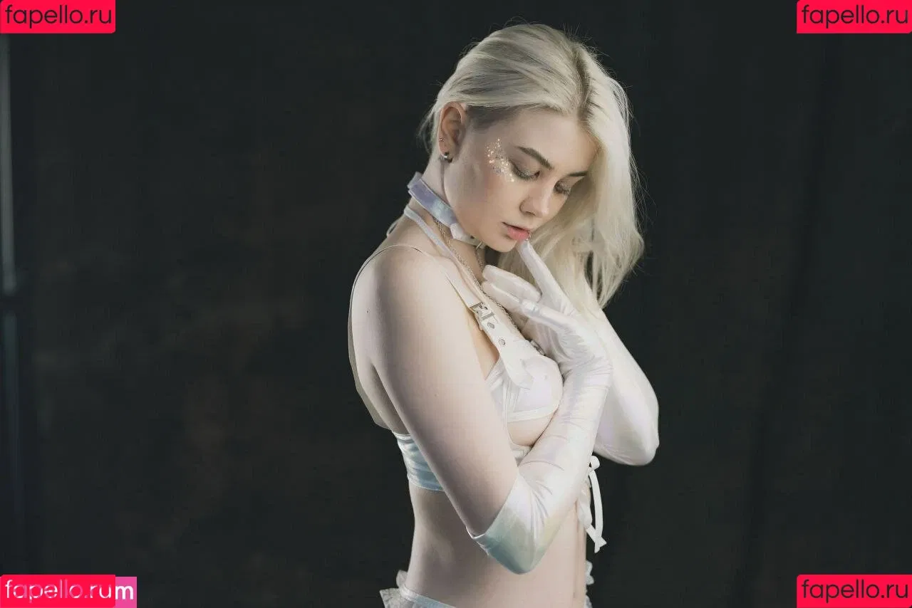 Alexandra Bessonova / sishka / sishka14 Onlyfans Photo Gallery 