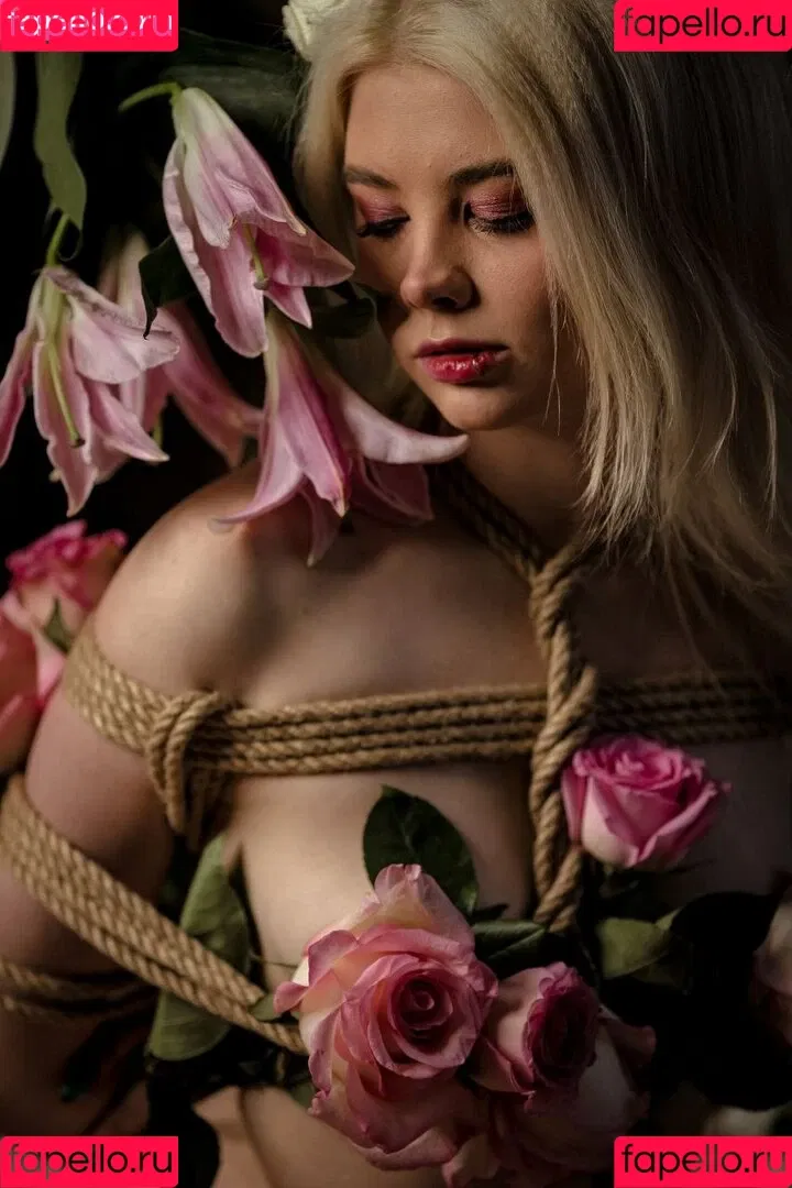 Alexandra Bessonova / sishka / sishka14 Onlyfans Photo Gallery 