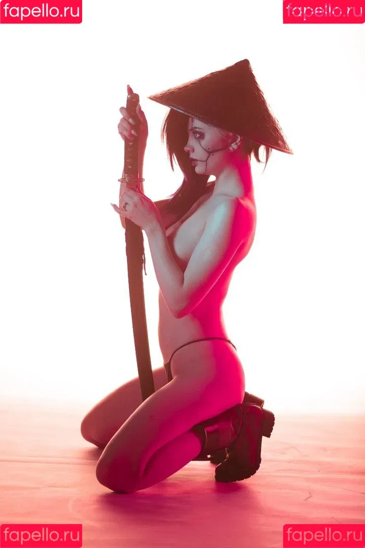 Alexandra Bessonova / sishka / sishka14 Onlyfans Photo Gallery 