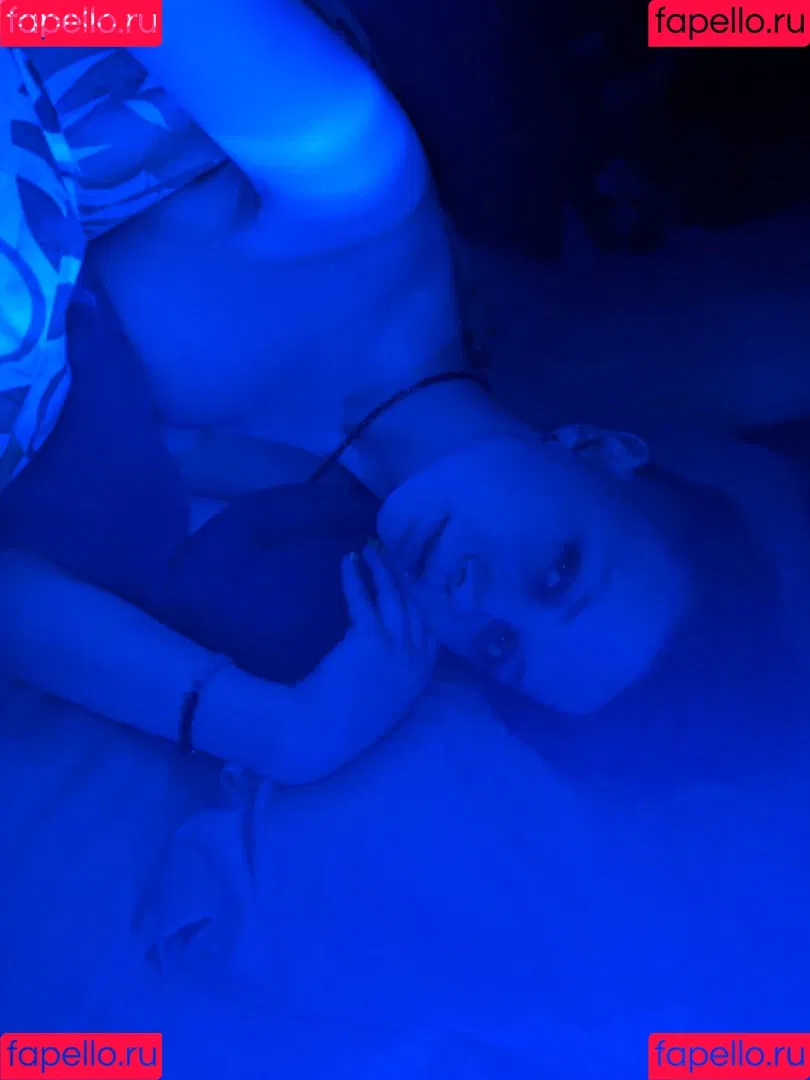 Alexandra Bessonova / sishka / sishka14 Onlyfans Photo Gallery 