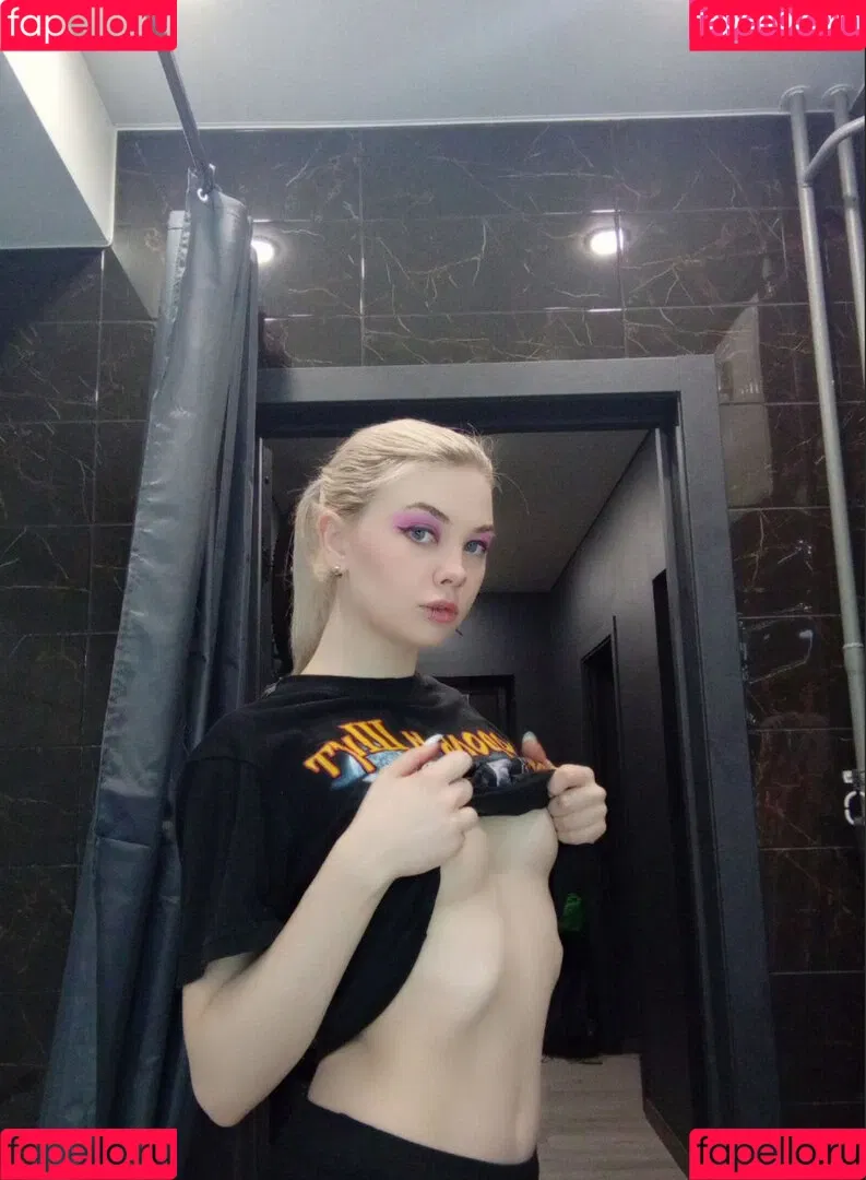 Alexandra Bessonova / sishka / sishka14 Onlyfans Photo Gallery 