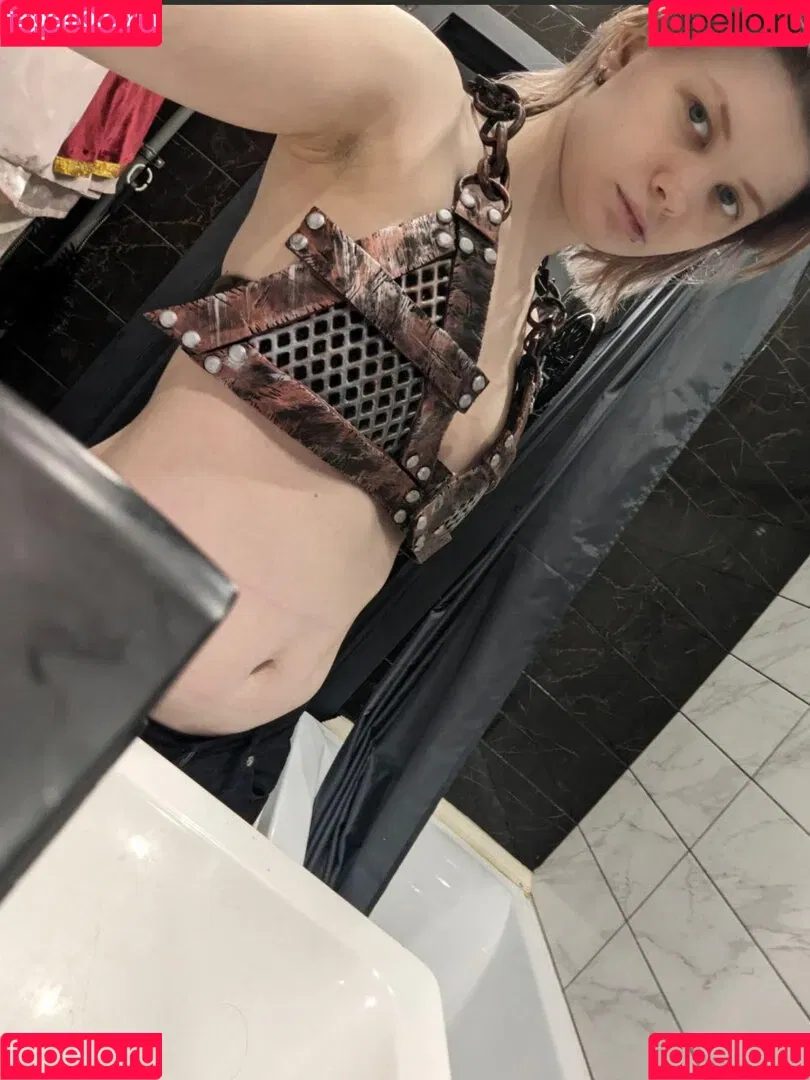 Alexandra Bessonova / sishka / sishka14 Onlyfans Photo Gallery 