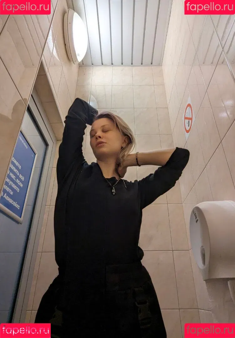 Alexandra Bessonova / sishka / sishka14 Onlyfans Photo Gallery 