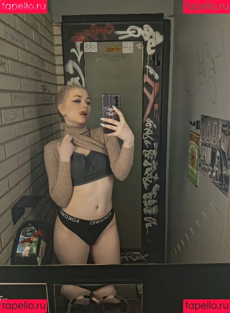 Alexandra Bessonova / sishka / sishka14 Onlyfans Photo Gallery 