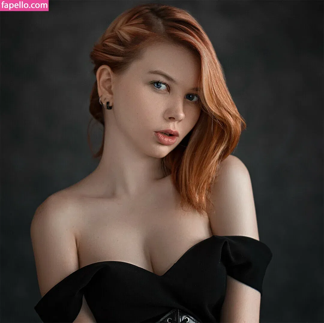 Alexandra Bessonova / sishka / sishka14 Onlyfans Photo Gallery 