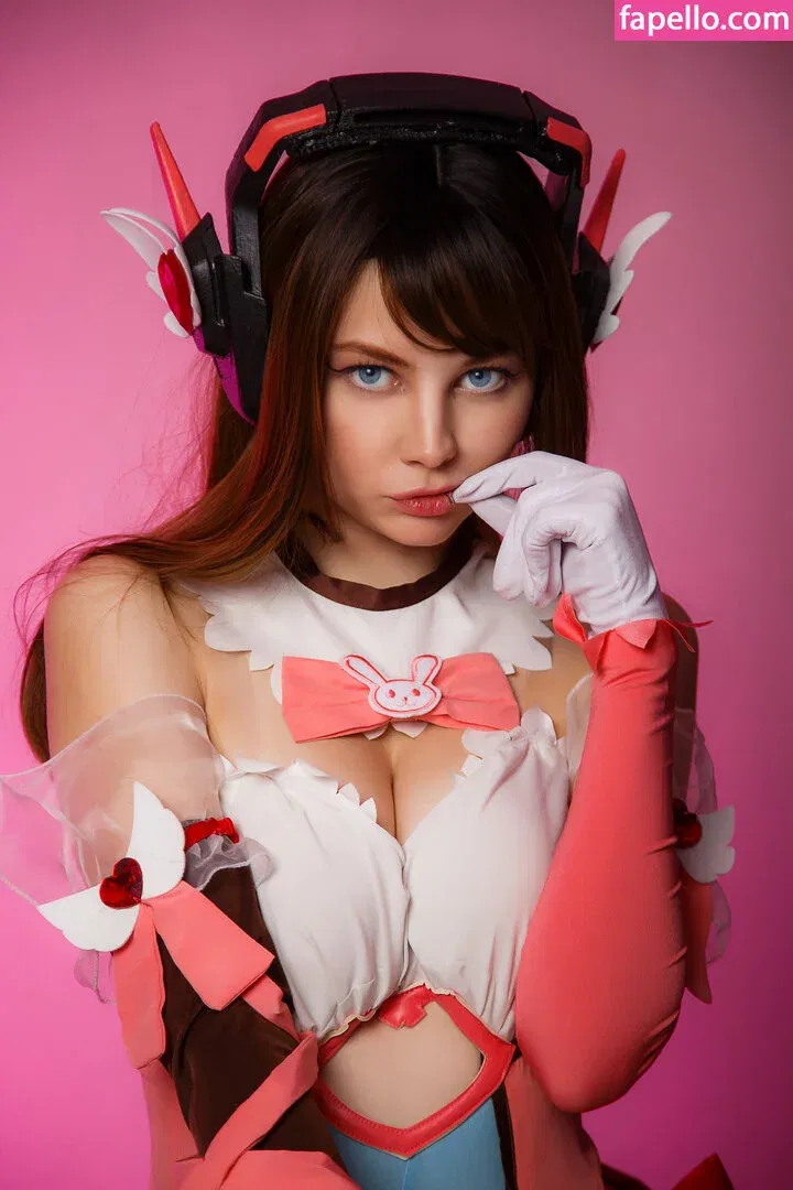 Alexandra Bessonova / sishka / sishka14 Onlyfans Photo Gallery 