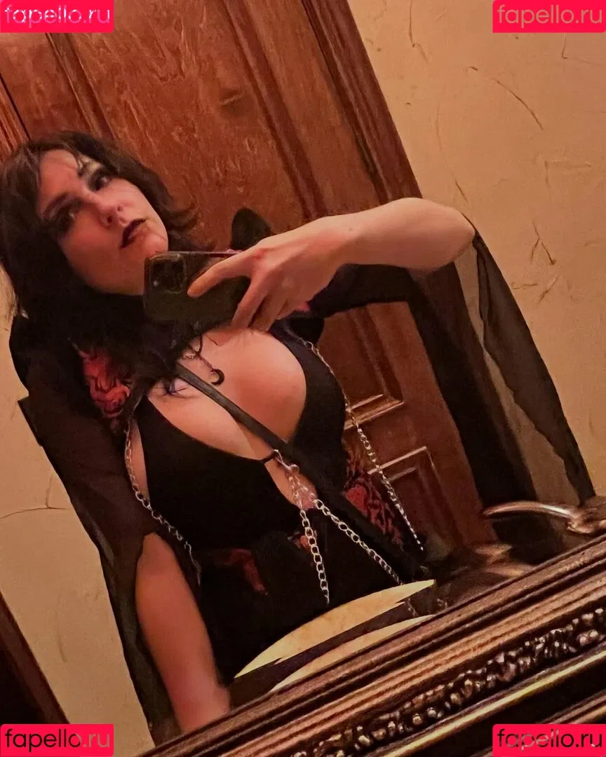 Notsoerudite / not_so_erudite Onlyfans Photo Gallery 