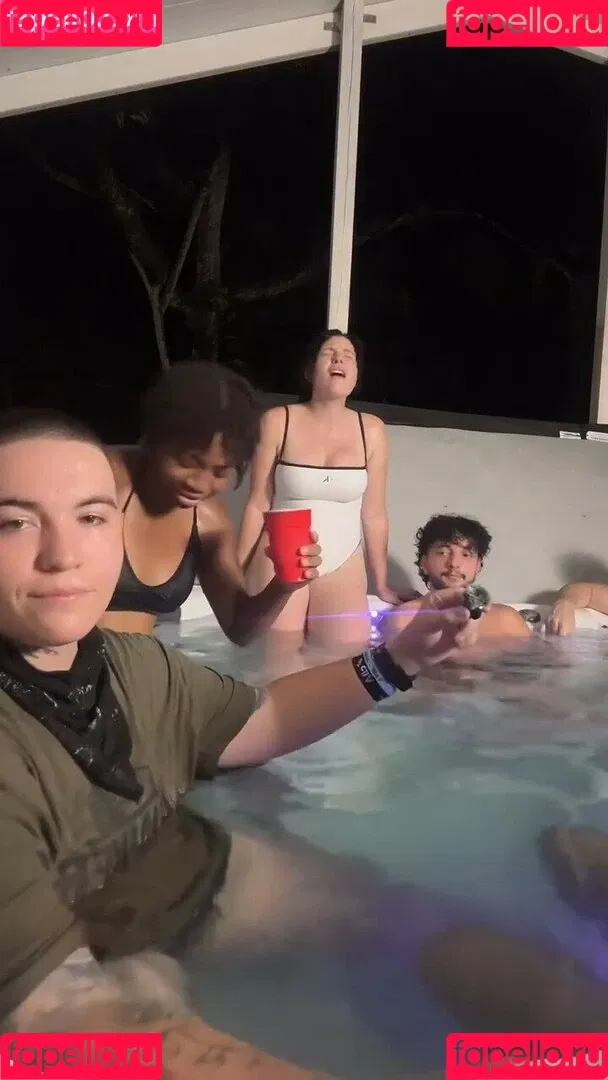 Notsoerudite / not_so_erudite Onlyfans Photo Gallery 