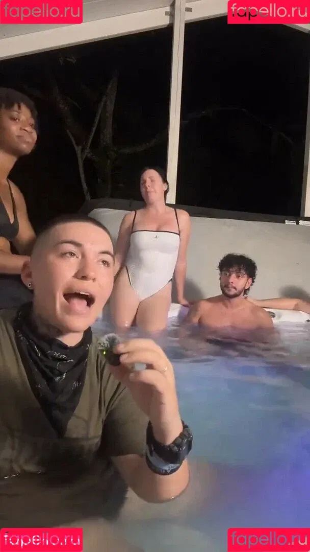 Notsoerudite / not_so_erudite Onlyfans Photo Gallery 