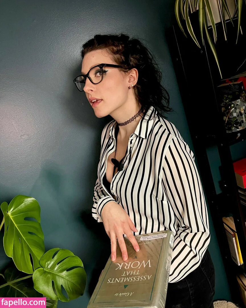 Notsoerudite / not_so_erudite Onlyfans Photo Gallery 