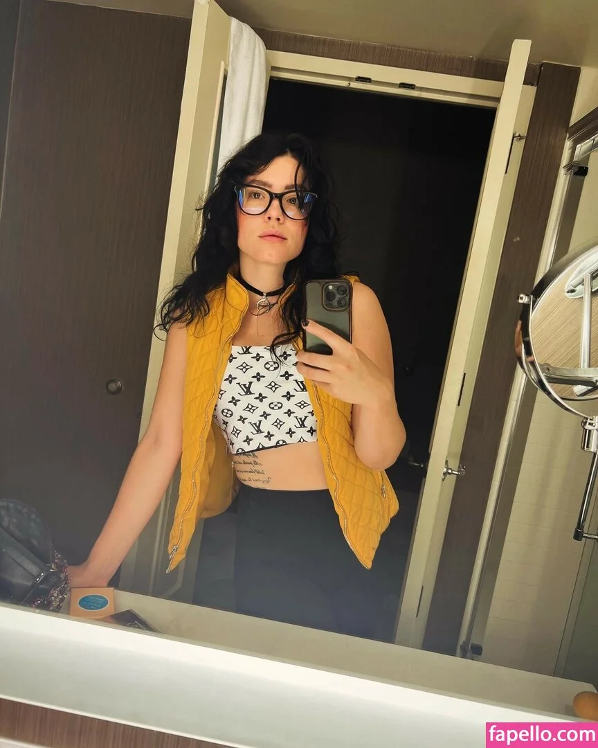 Notsoerudite / not_so_erudite Onlyfans Photo Gallery 