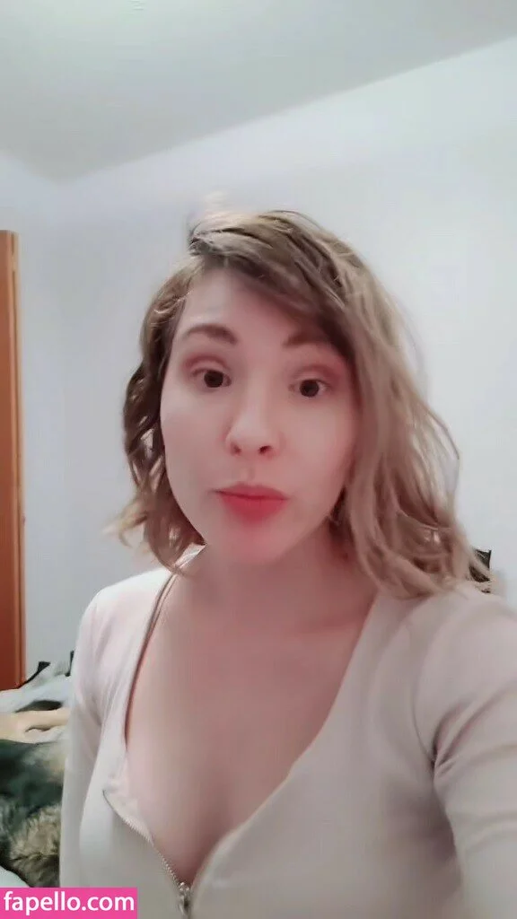 Notsoerudite / not_so_erudite Onlyfans Photo Gallery 