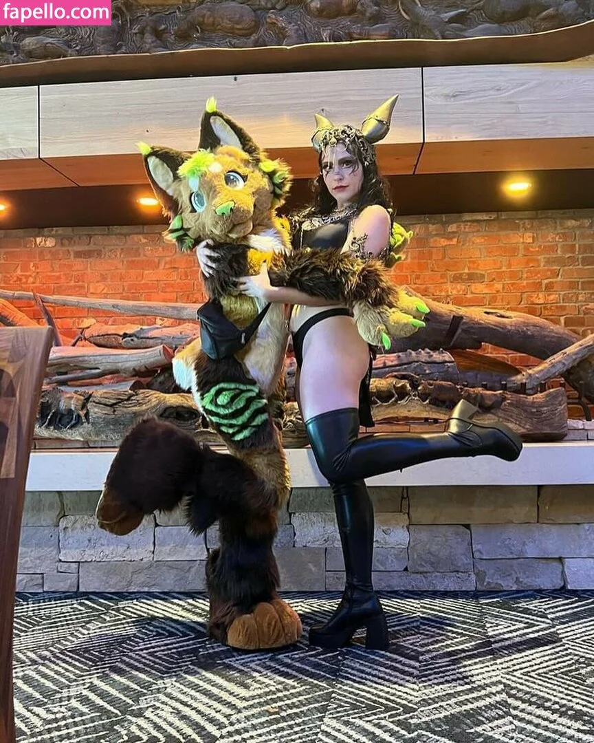 Notsoerudite / not_so_erudite Onlyfans Photo Gallery 