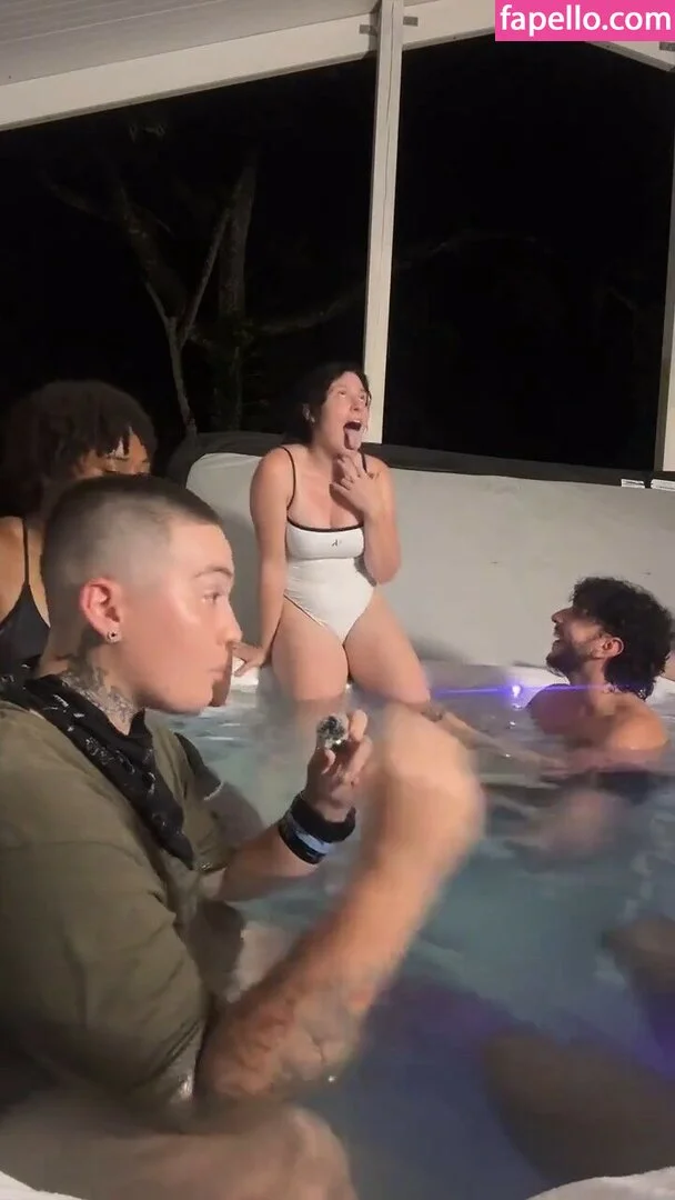 Notsoerudite / not_so_erudite Onlyfans Photo Gallery 