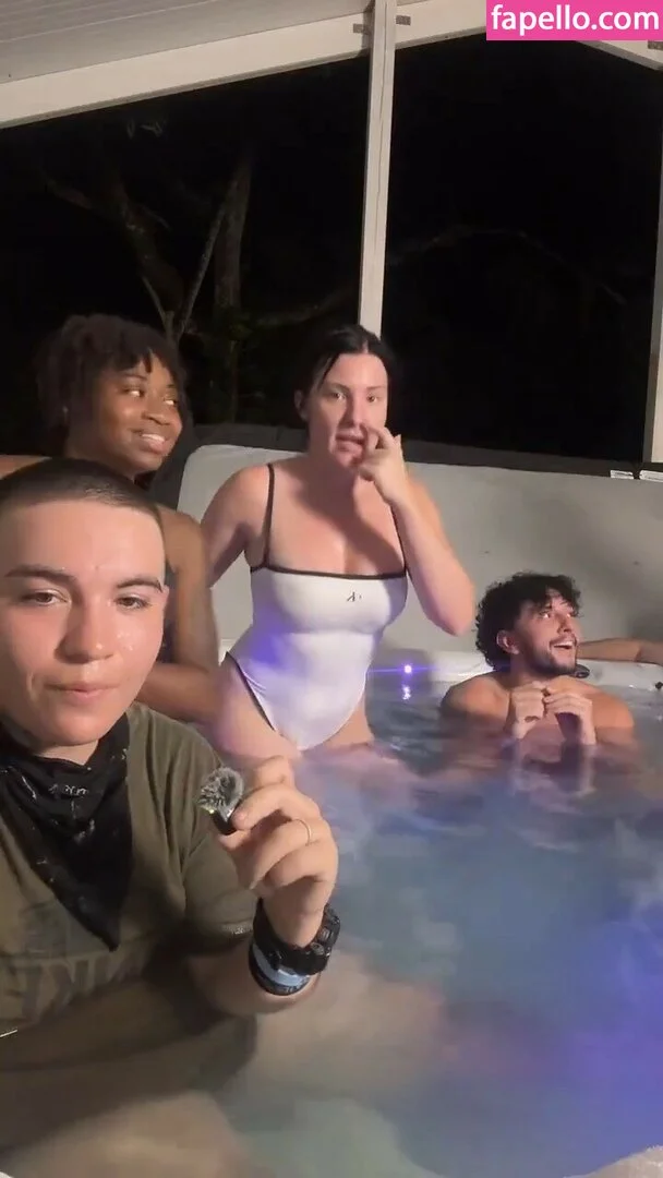 Notsoerudite / not_so_erudite Onlyfans Photo Gallery 