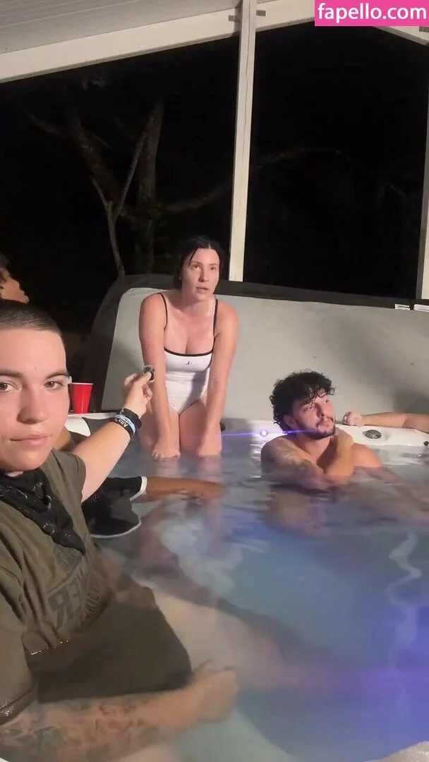 Notsoerudite / not_so_erudite Onlyfans Photo Gallery 