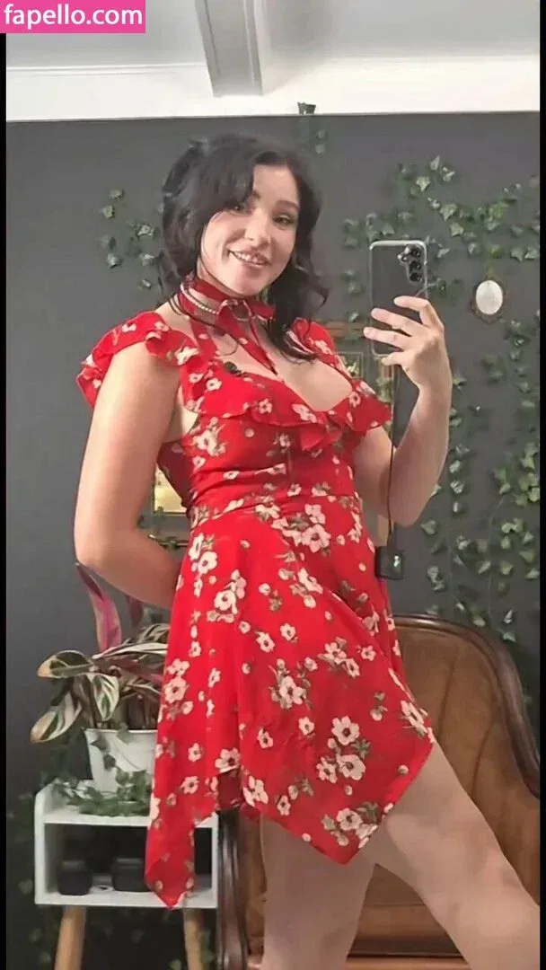 Notsoerudite / not_so_erudite Onlyfans Photo Gallery 