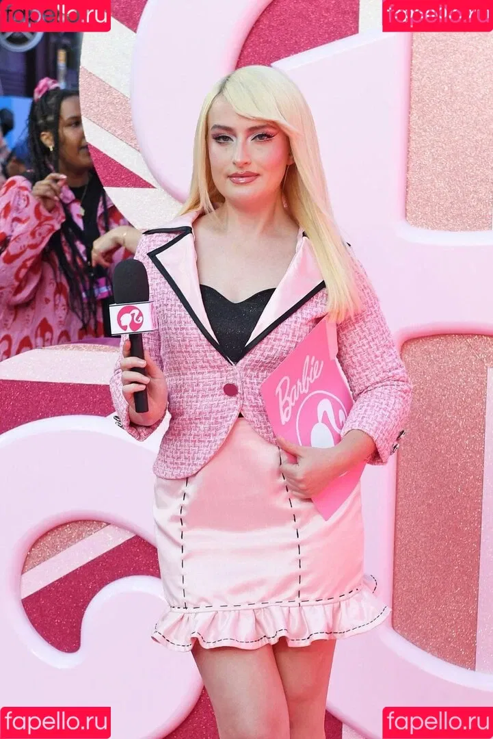 Amelia Dimoldenberg / ameliadimz / emilynudess Onlyfans Photo Gallery 