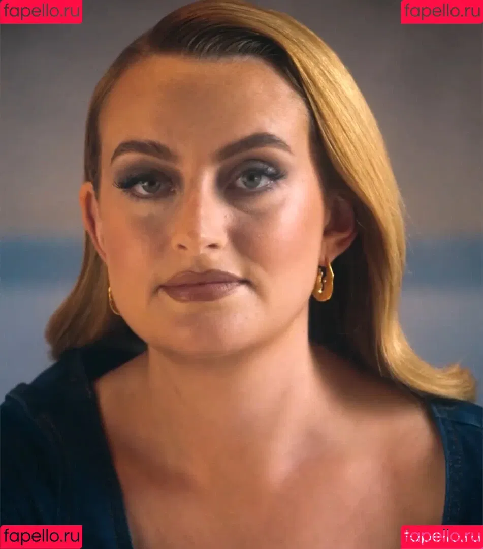 Amelia Dimoldenberg / ameliadimz / emilynudess Onlyfans Photo Gallery 