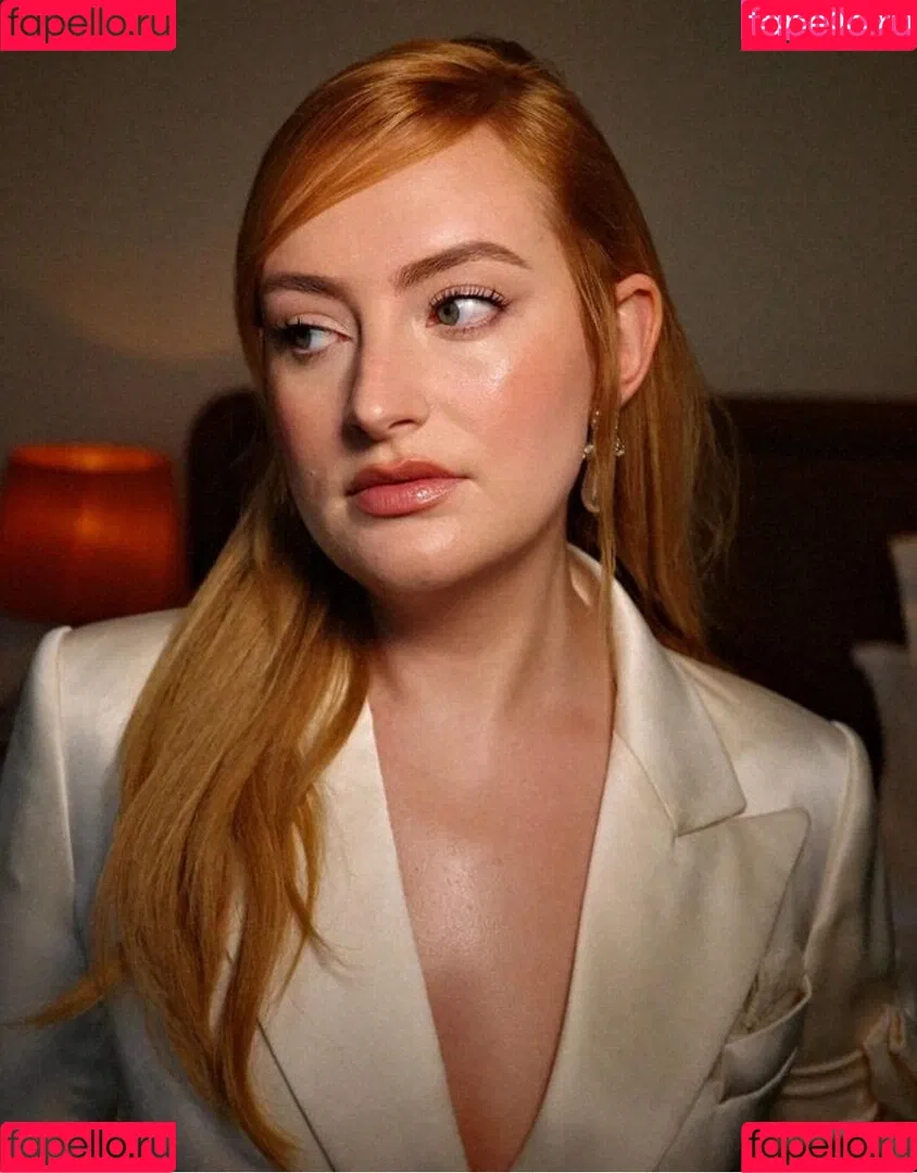 Amelia Dimoldenberg / ameliadimz / emilynudess Onlyfans Photo Gallery 