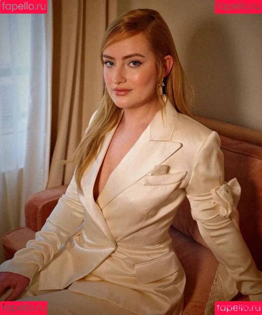 Amelia Dimoldenberg / ameliadimz / emilynudess Onlyfans Photo Gallery 