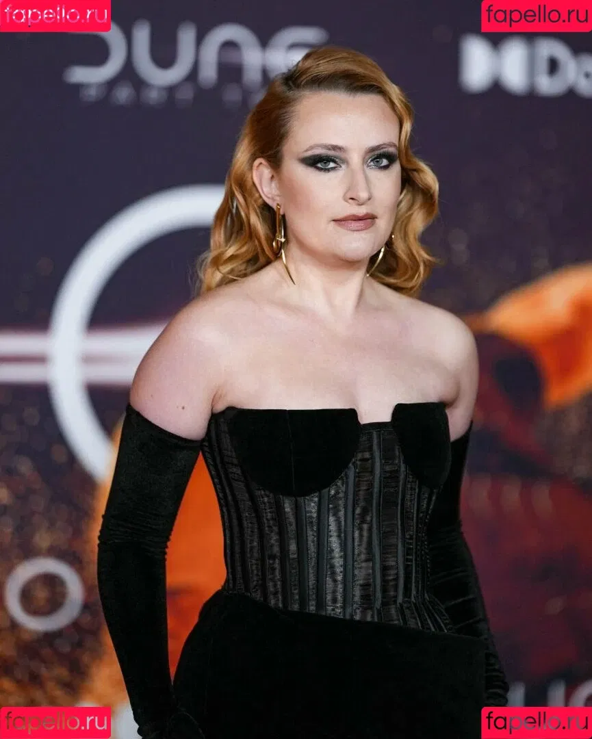 Amelia Dimoldenberg / ameliadimz / emilynudess Onlyfans Photo Gallery 