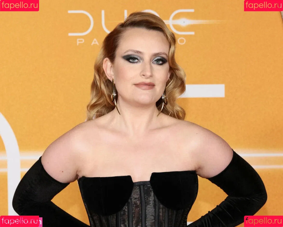 Amelia Dimoldenberg / ameliadimz / emilynudess Onlyfans Photo Gallery 