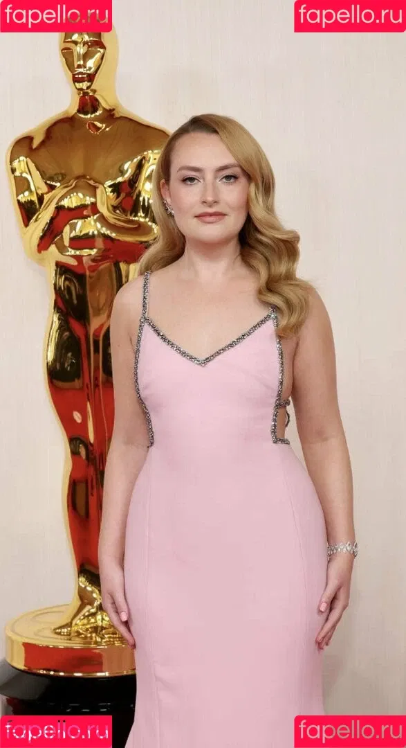 Amelia Dimoldenberg / ameliadimz / emilynudess Onlyfans Photo Gallery 