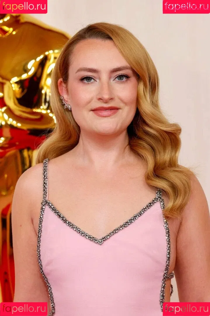 Amelia Dimoldenberg / ameliadimz / emilynudess Onlyfans Photo Gallery 