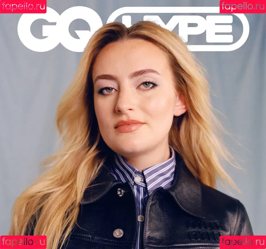 Amelia Dimoldenberg / ameliadimz / emilynudess Onlyfans Photo Gallery 