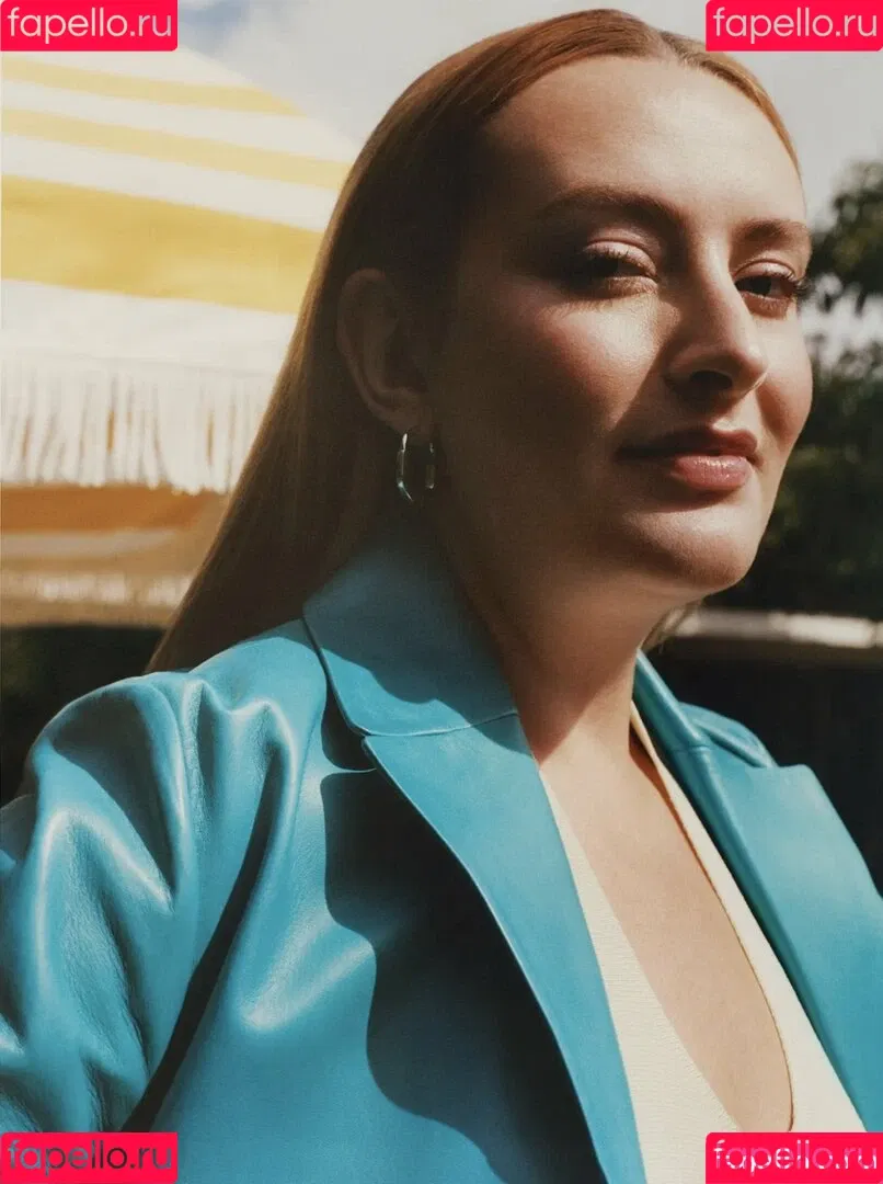 Amelia Dimoldenberg / ameliadimz / emilynudess Onlyfans Photo Gallery 