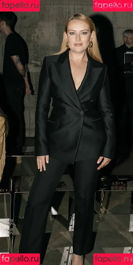 Amelia Dimoldenberg / ameliadimz / emilynudess Onlyfans Photo Gallery 