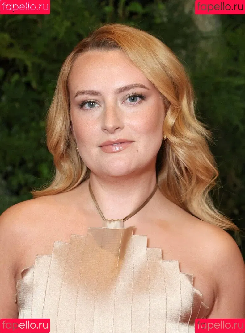 Amelia Dimoldenberg / ameliadimz / emilynudess Onlyfans Photo Gallery 