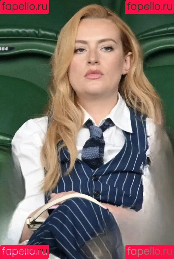 Amelia Dimoldenberg / ameliadimz / emilynudess Onlyfans Photo Gallery 