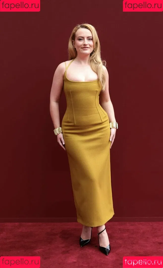 Amelia Dimoldenberg / ameliadimz / emilynudess Onlyfans Photo Gallery 