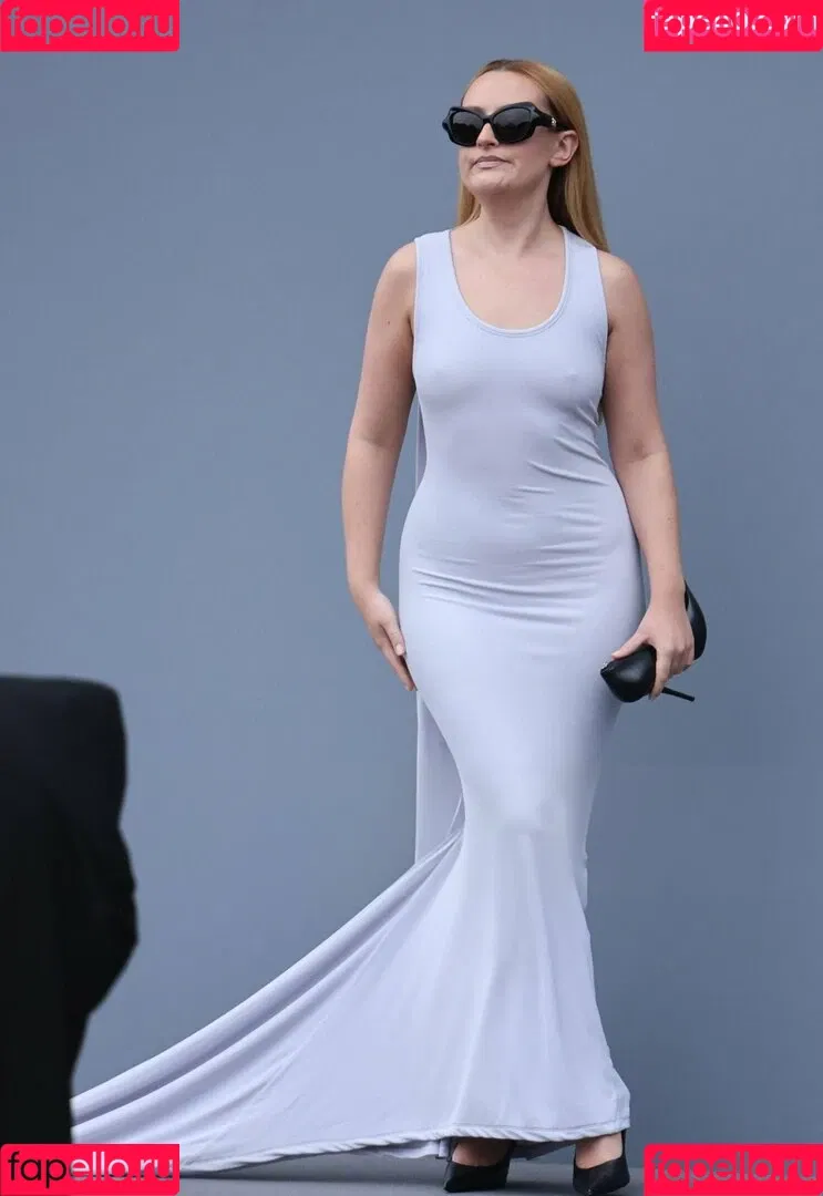 Amelia Dimoldenberg / ameliadimz / emilynudess Onlyfans Photo Gallery 