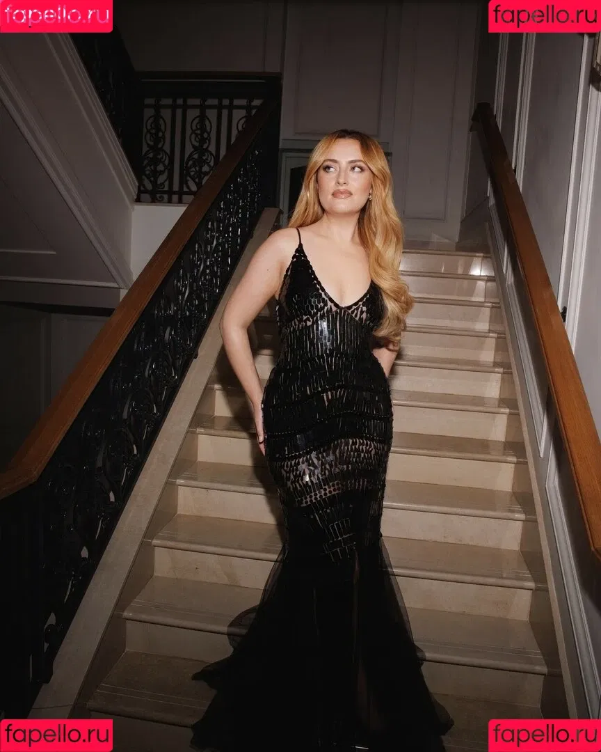 Amelia Dimoldenberg / ameliadimz / emilynudess Onlyfans Photo Gallery 