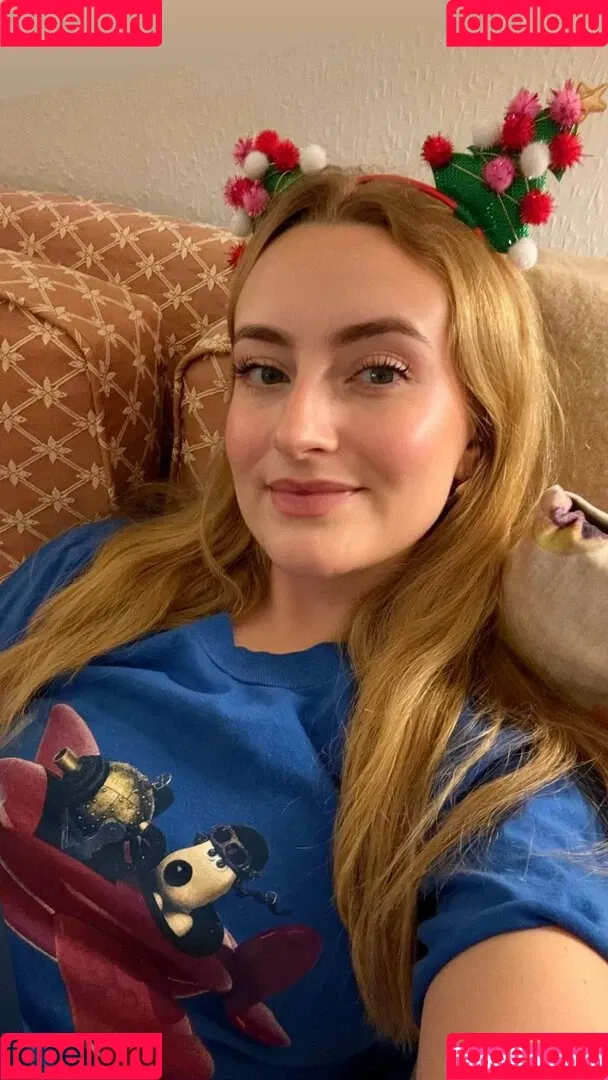 Amelia Dimoldenberg / ameliadimz / emilynudess Onlyfans Photo Gallery 