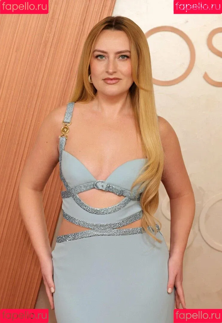 Amelia Dimoldenberg / ameliadimz / emilynudess Onlyfans Photo Gallery 