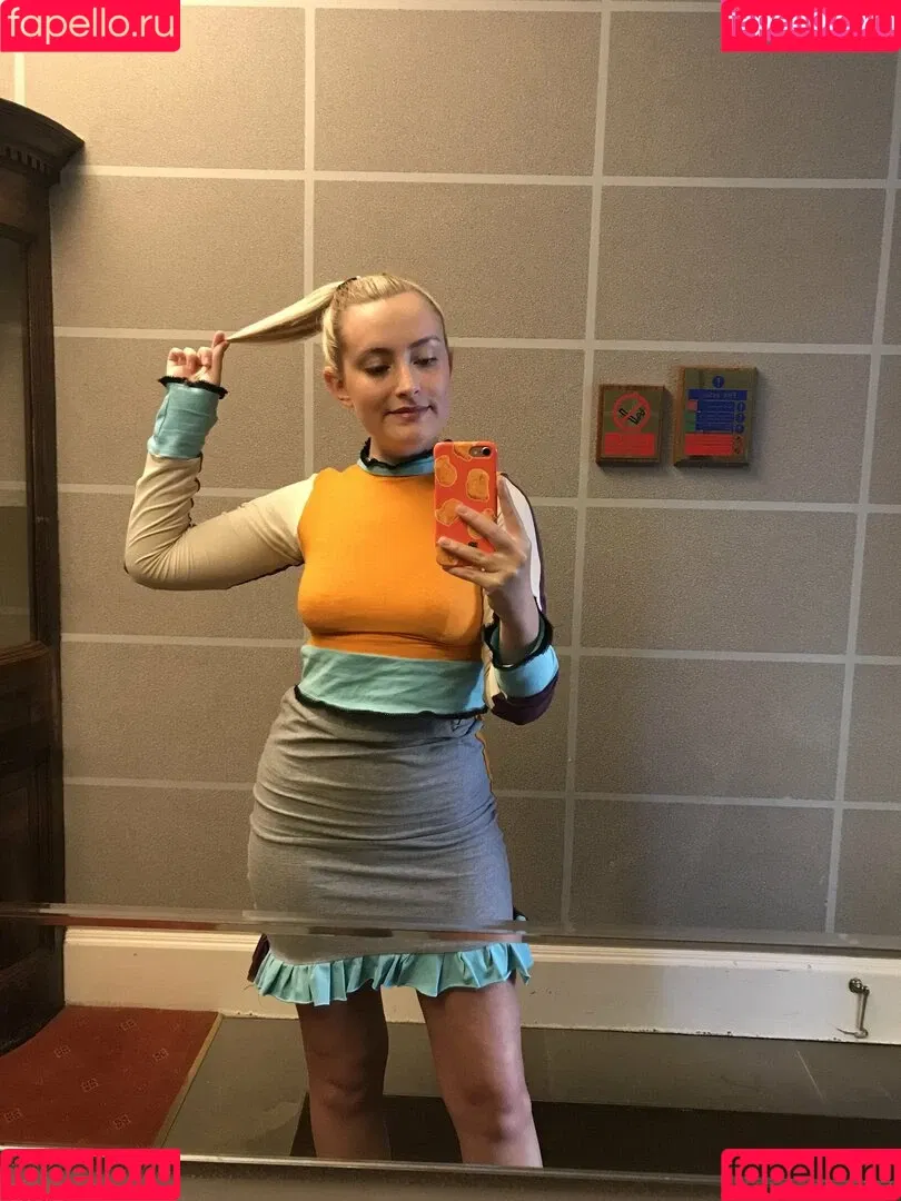 Amelia Dimoldenberg / ameliadimz / emilynudess Onlyfans Photo Gallery 