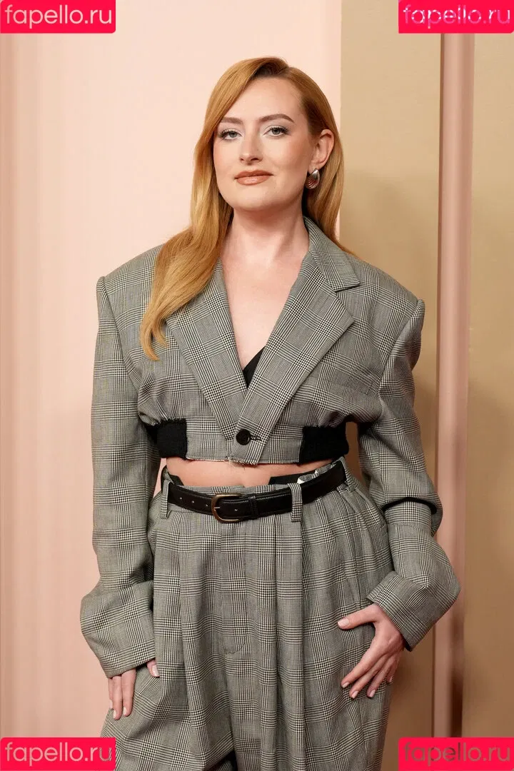 Amelia Dimoldenberg / ameliadimz / emilynudess Onlyfans Photo Gallery 