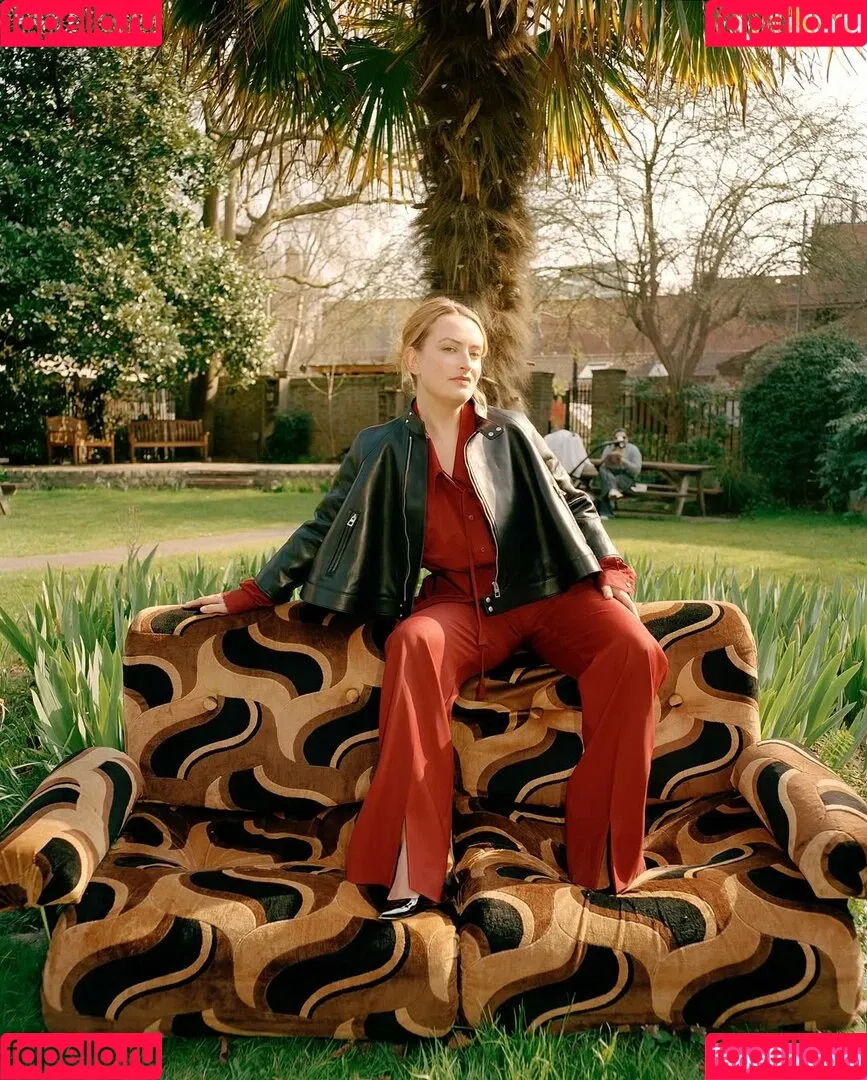 Amelia Dimoldenberg / ameliadimz / emilynudess Onlyfans Photo Gallery 