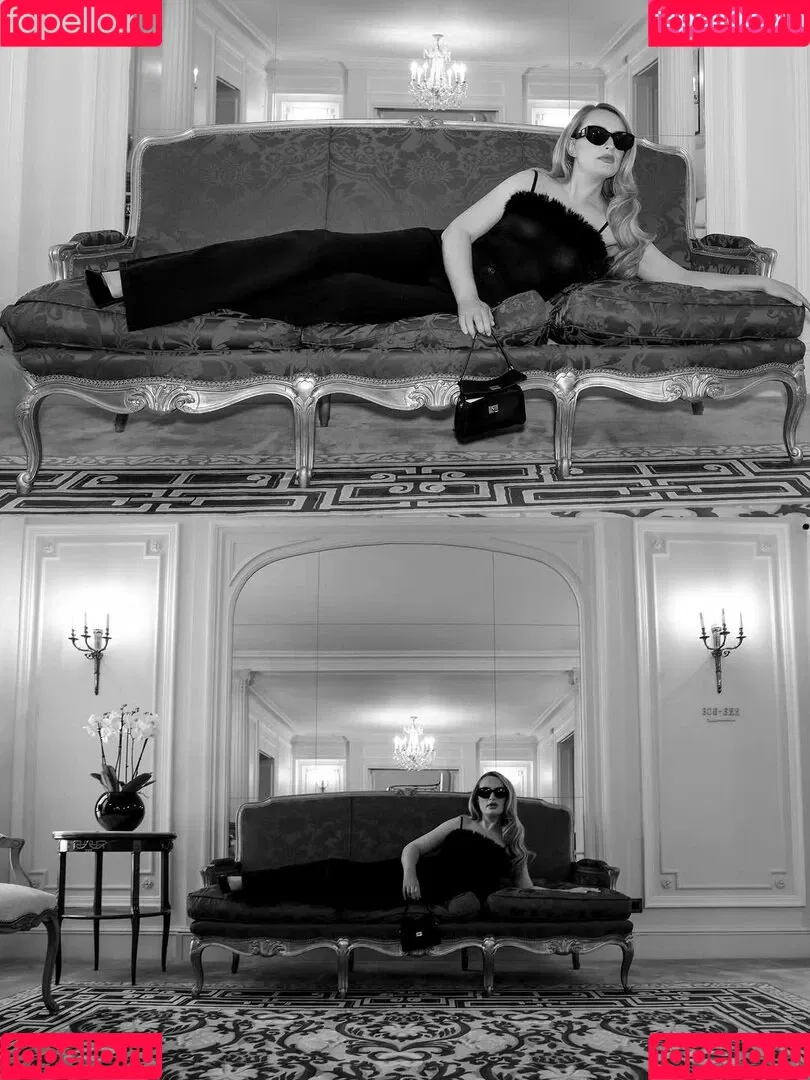 Amelia Dimoldenberg / ameliadimz / emilynudess Onlyfans Photo Gallery 