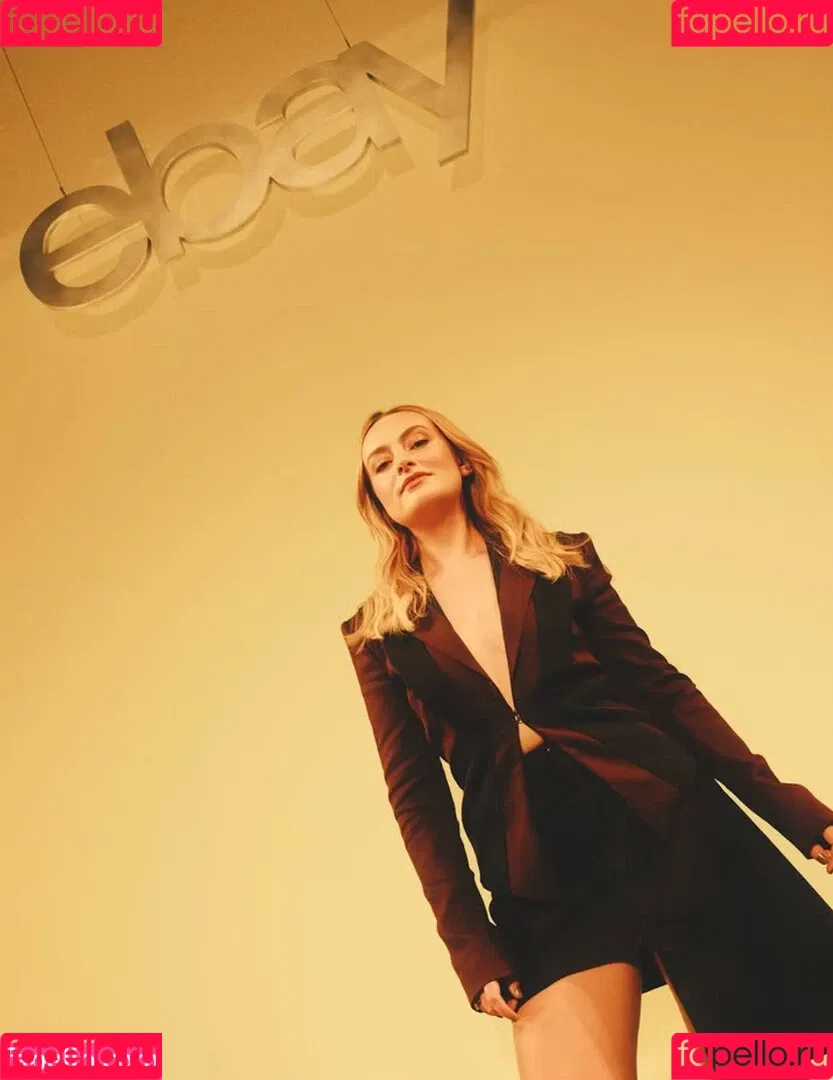 Amelia Dimoldenberg / ameliadimz / emilynudess Onlyfans Photo Gallery 