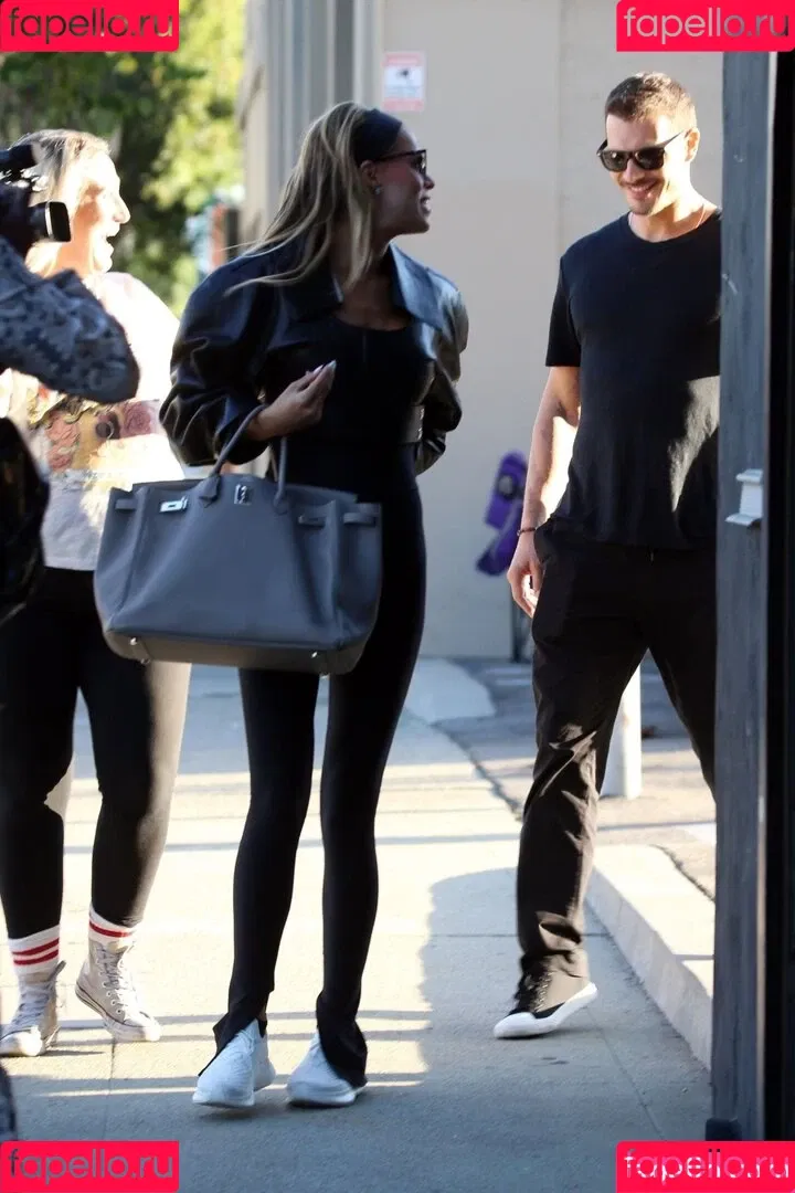 Brooks Nader / brooksnader Onlyfans Photo Gallery 