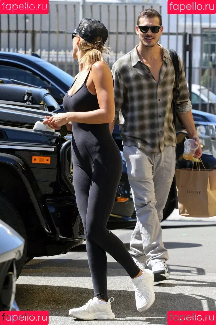 Brooks Nader / brooksnader Onlyfans Photo Gallery 