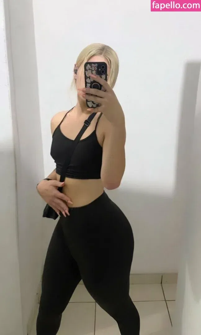 Maiafeel / https: Onlyfans Photo Gallery 