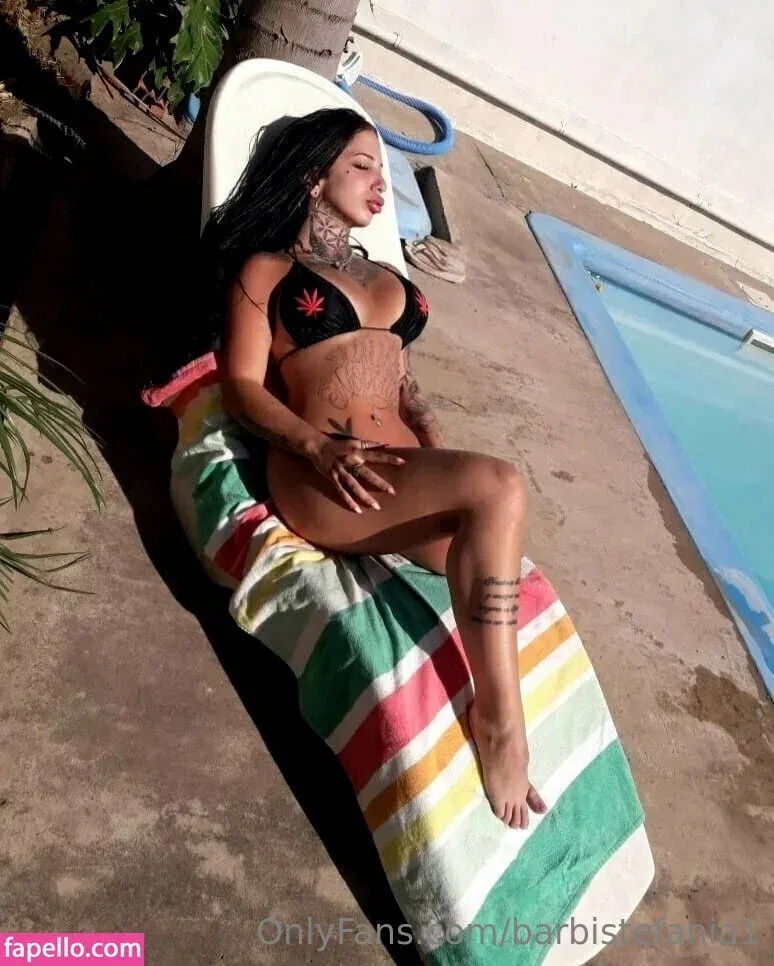 barbistefania1 / volveracaminar Onlyfans Photo Gallery 